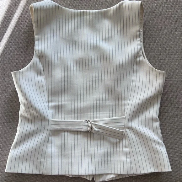 Abercrombie & Fitch Women's Pin Striped Top - Picture 2 of 7